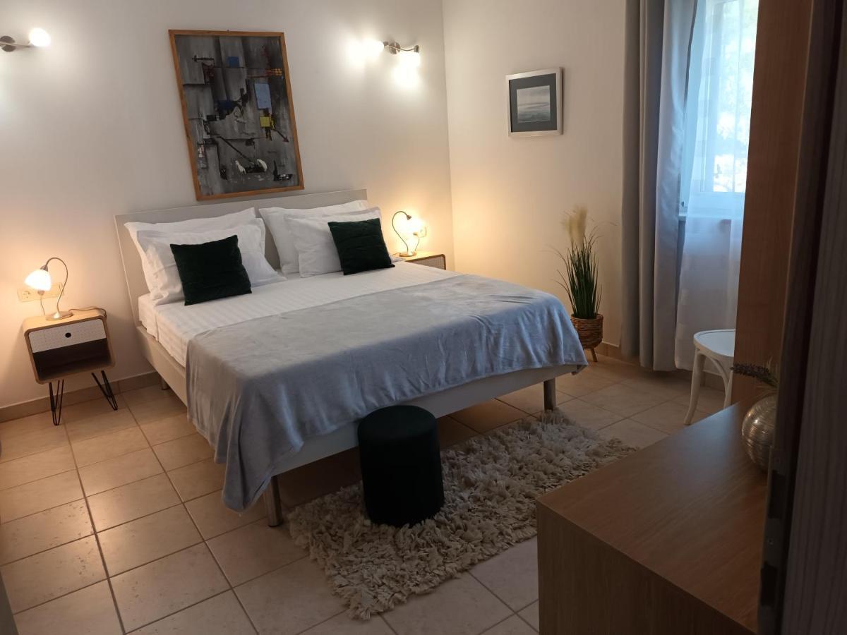 Villa Kuca Za Odmor Maka Kučiće Esterno foto