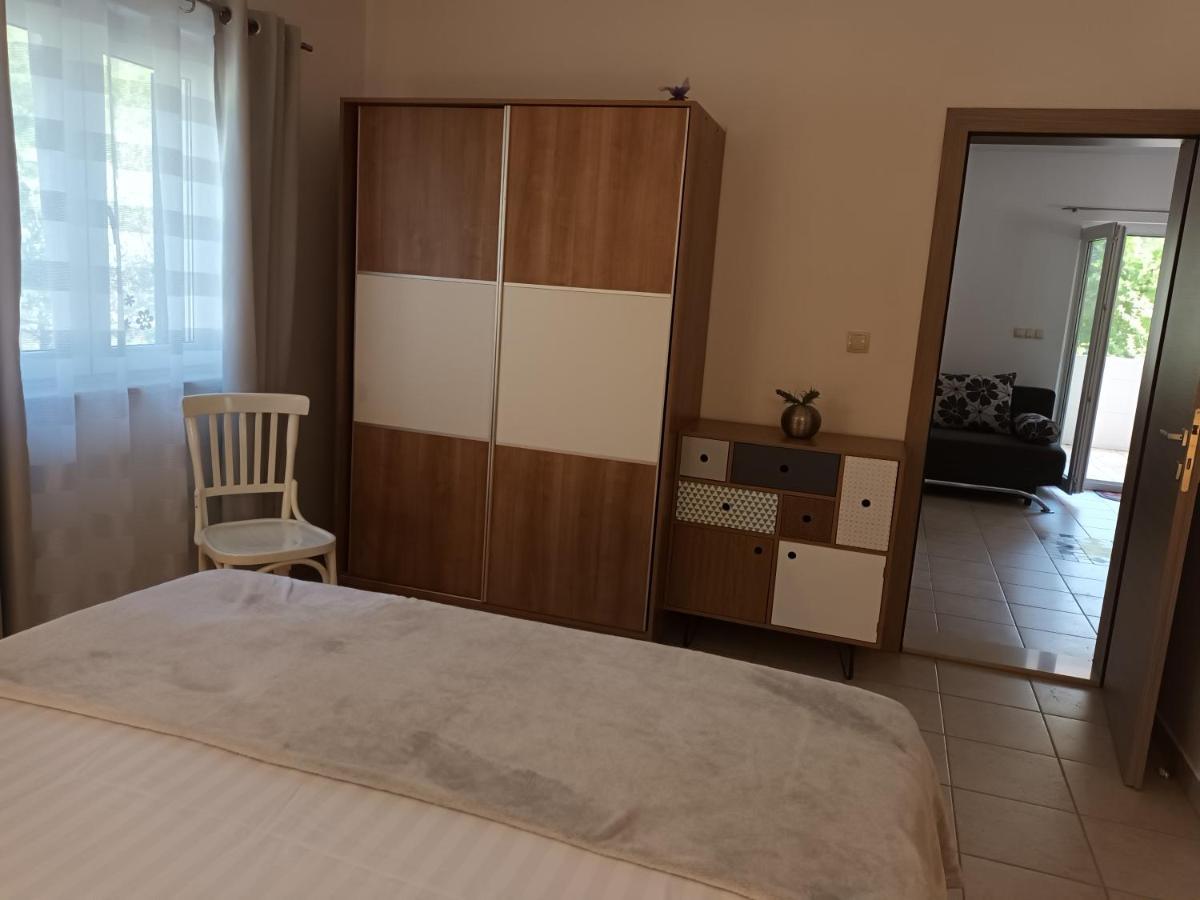 Villa Kuca Za Odmor Maka Kučiće Esterno foto